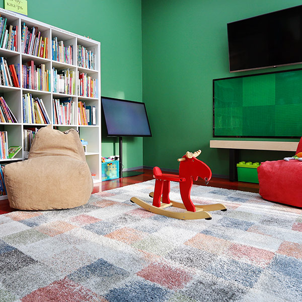 �������